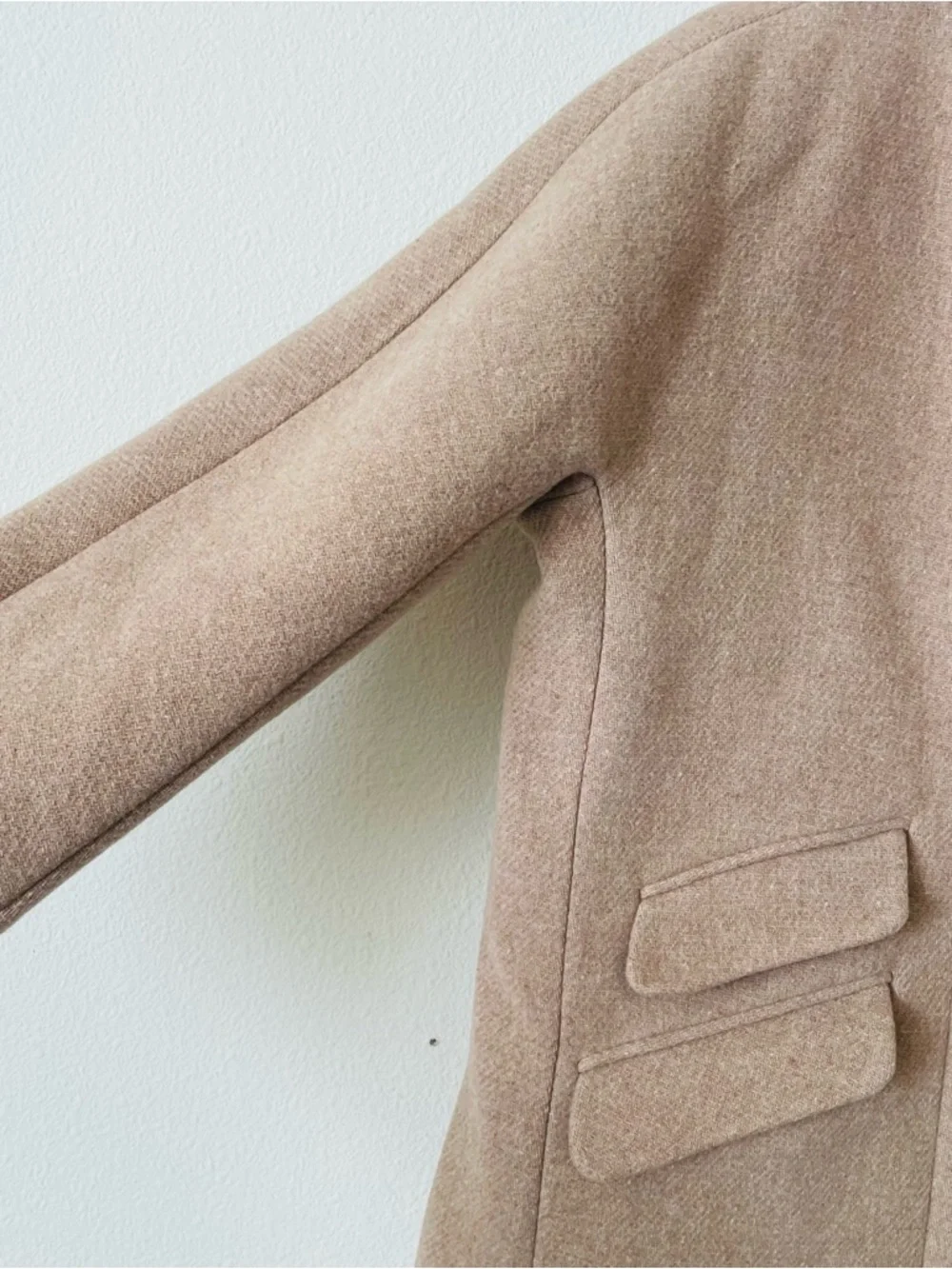 Jcrew SIZE 6 Cocoon coat in Italian Staidum cloth wool blend in beige - Picture 3 of 7
